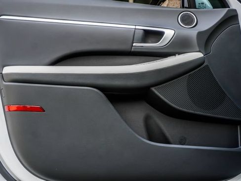 Certified 2025 Hyundai Sonata SEL FWD image 36