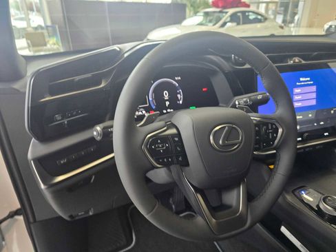 New 2026 Lexus RZ 450e Premium image 27