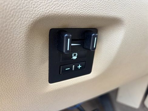 Used 2012 GMC Sierra 1500 SLT w/ SLT Convenience Package image 27