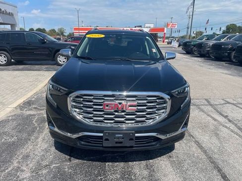 Used 2020 GMC Terrain Denali w/ Denali Premium Package AWD/4WD image 4