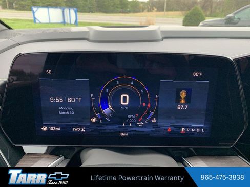 New 2026 Chevrolet Suburban Premier w/ Sun And Tow Package AWD/4WD image 10