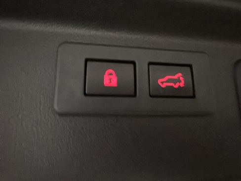 Used 2022 Subaru Forester Premium image 19