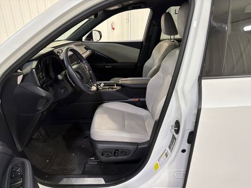 Used 2024 Lexus TX 350 FWD image 10