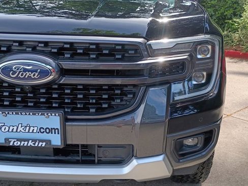 Used 2024 Ford Ranger Lariat w/ FX4 Off-Road Package AWD/4WD image 11