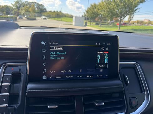 Used 2023 Chevrolet Tahoe High Country image 23