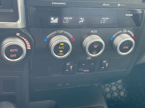 Used 2021 Toyota Sequoia Limited AWD/4WD image 19