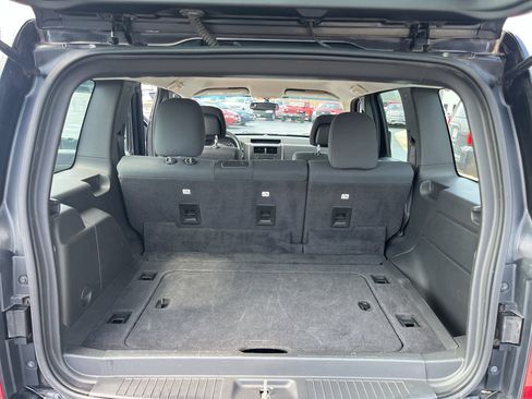 Used 2012 Jeep Liberty Sport AWD/4WD image 29