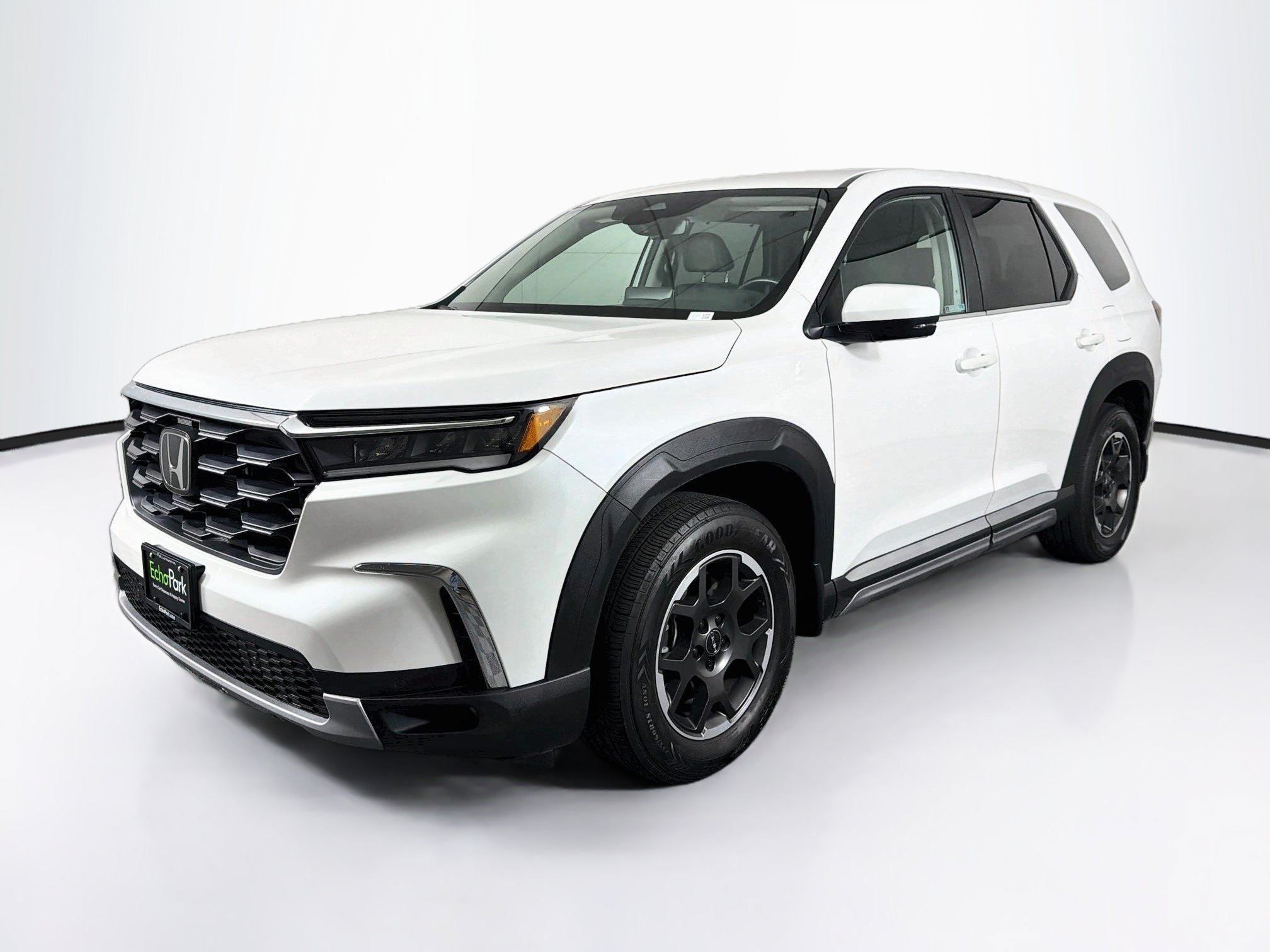 Used 2023 Honda Pilot EX-L image 3