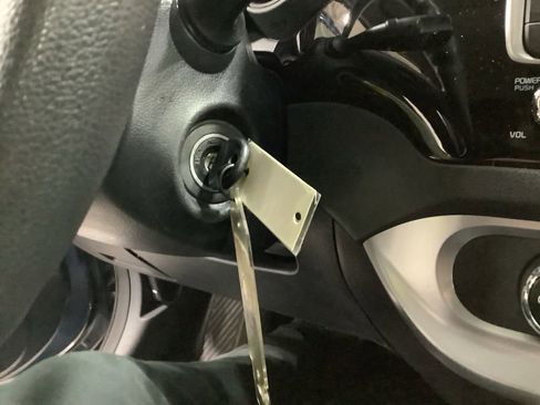 Used 2016 Kia Rio LX image 17