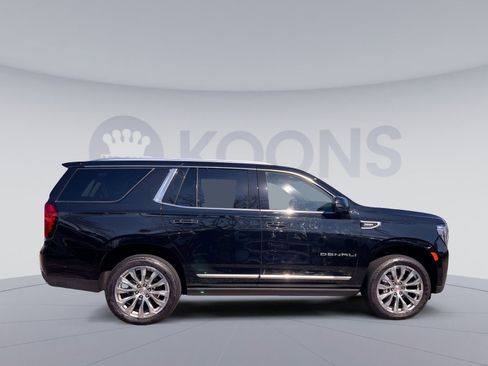 Used 2024 GMC Yukon Denali w/ Advanced Technology Package image 7