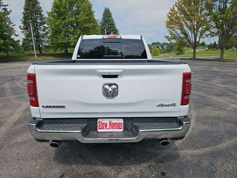 Used 2024 RAM 1500 Laramie AWD/4WD image 5