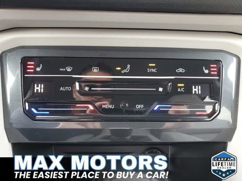 Used 2023 Volkswagen Tiguan SE image 23