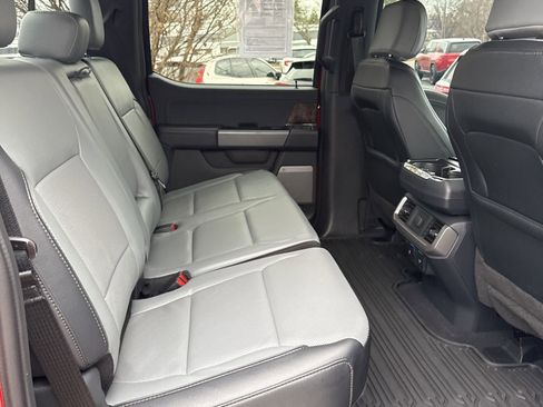 Used 2023 Ford F150 Lightning Lariat image 36