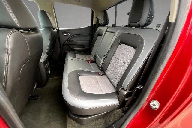 Used 2017 Chevrolet Colorado Z71 AWD/4WD image 24