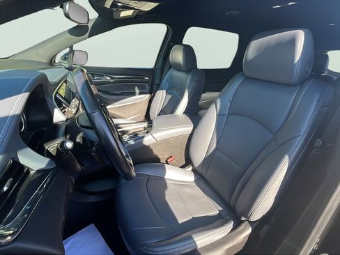 Used 2024 Buick Enclave Essence w/ Sport Touring Edition image 15