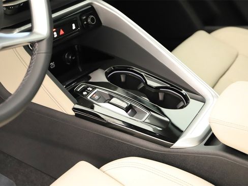 New 2025 Audi Q5 Premium Plus image 17