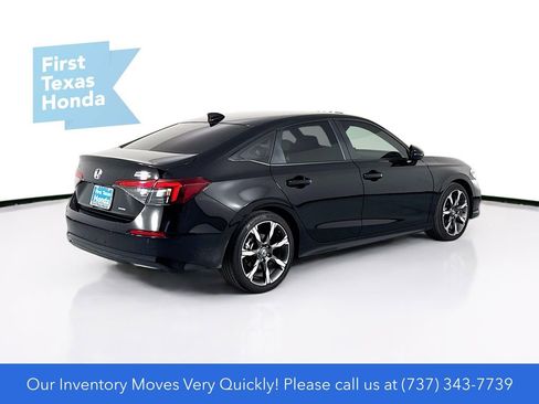Used 2025 Honda Civic Sport Touring image 9