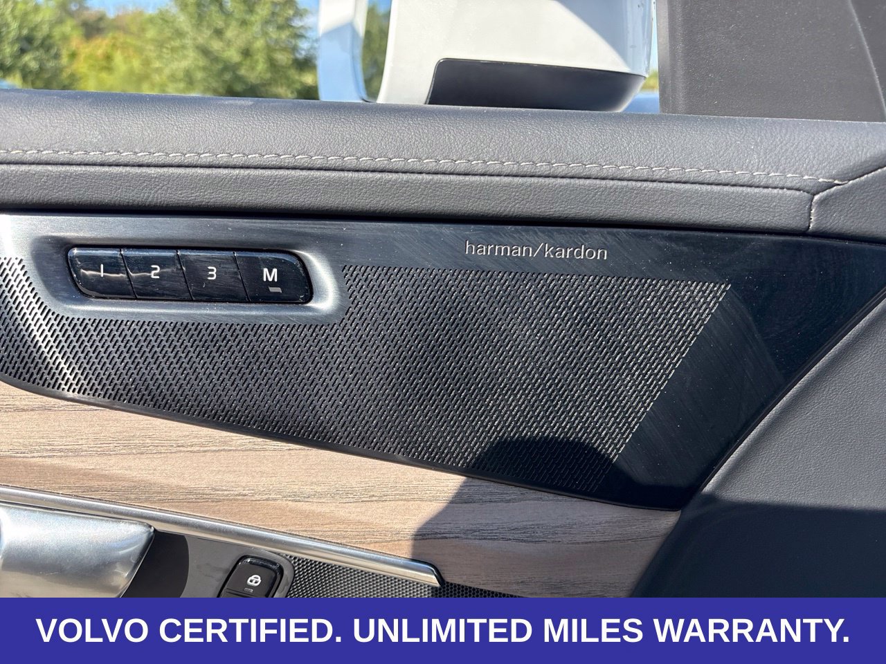 Certified 2026 Volvo XC90 B6 Ultra AWD/4WD image 17