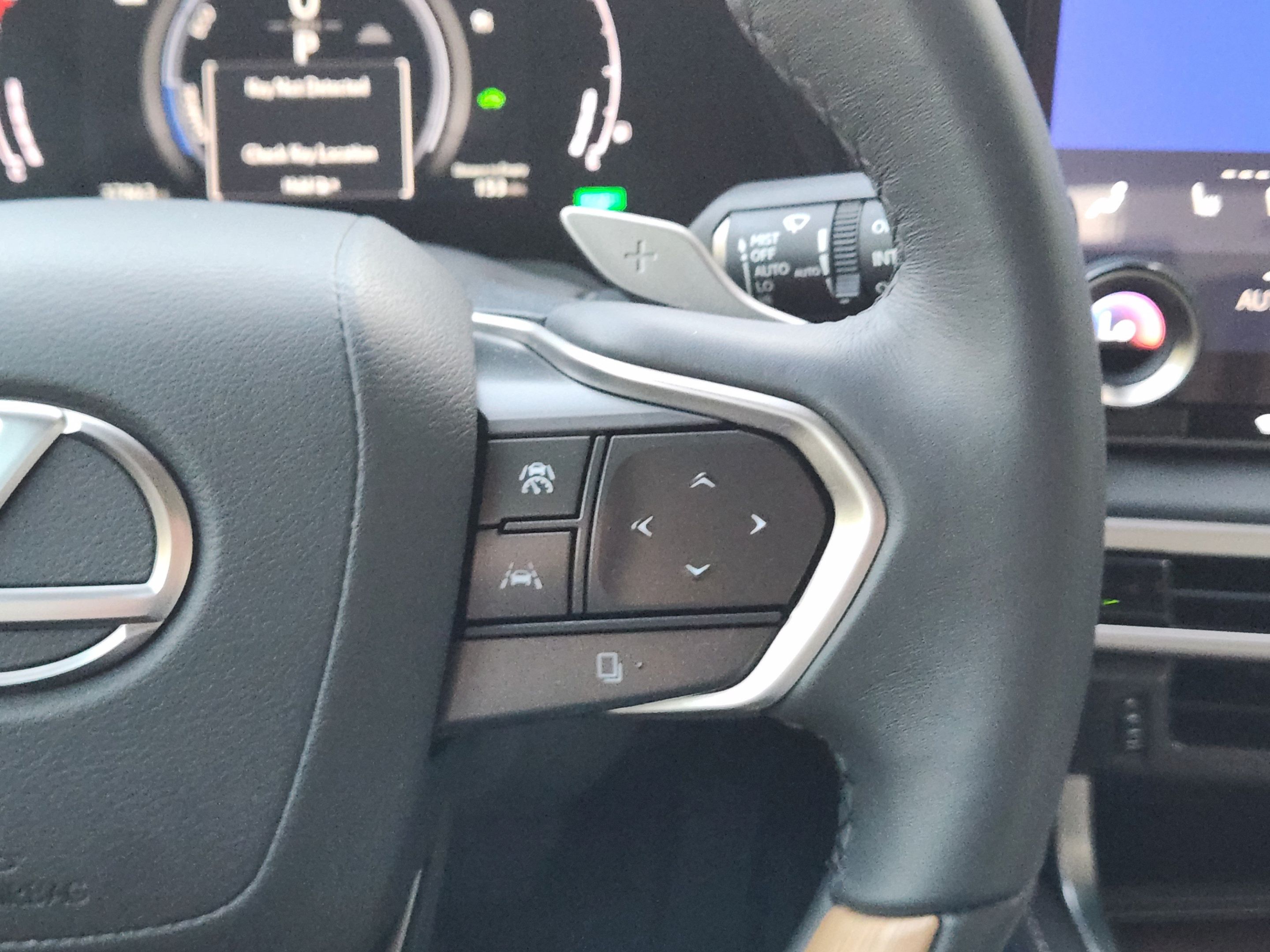 Used 2024 Lexus RX 350 w/ Technology Package AWD/4WD image 25