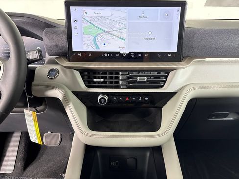 New 2026 Ford Explorer Active w/ Active Comfort Package RWD image 29