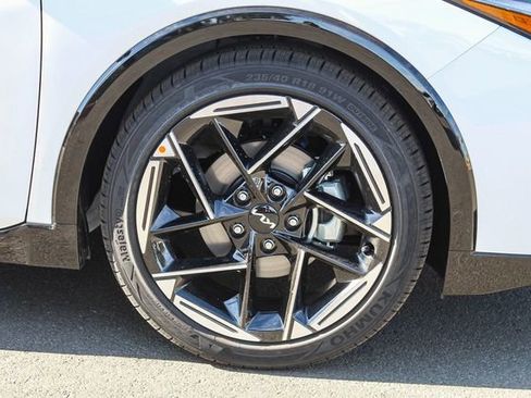 New 2025 Kia K4 GT-Line image 12