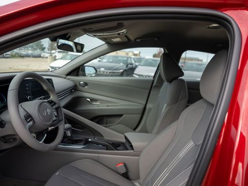 New 2025 Hyundai Elantra Sport image 19