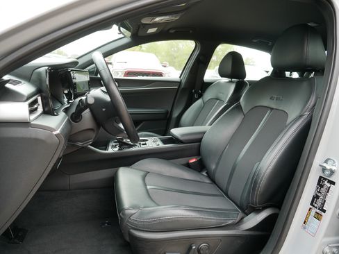 Used 2024 Kia K5 GT-Line AWD/4WD image 34