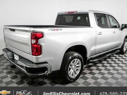 Certified 2021 Chevrolet Silverado 1500 LT AWD/4WD image 3