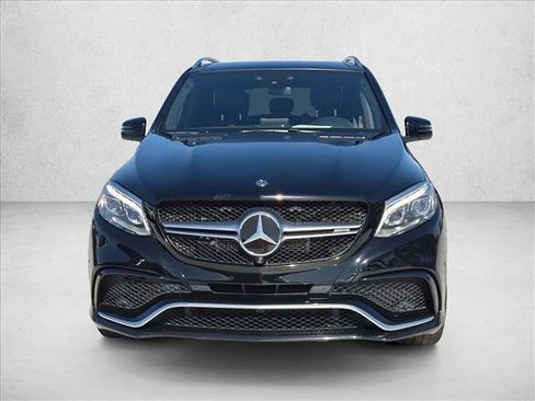 Used 2018 Mercedes-Benz GLE 63 AMG 4MATIC image 2