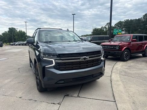 Used 2021 Chevrolet Tahoe RST w/ Luxury Package AWD/4WD image 5