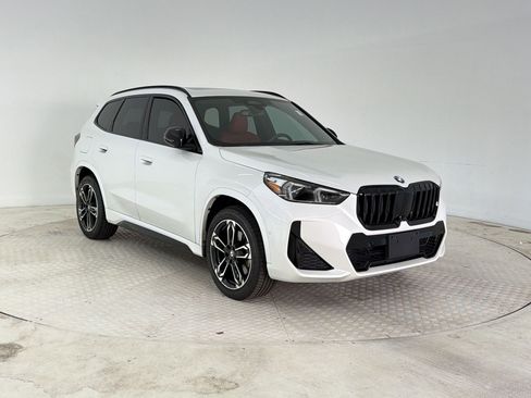 Used 2023 BMW X1 xDrive28i w/ Premium Package AWD/4WD image 7
