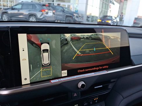 New 2026 Toyota Crown Signia XLE AWD image 16