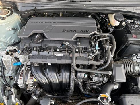 Used 2025 Kia K4 LXS image 31