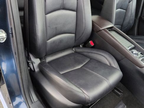 Used 2017 MAZDA MAZDA3 Touring image 24