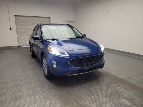 Used 2022 Ford Escape Titanium AWD/4WD image 14