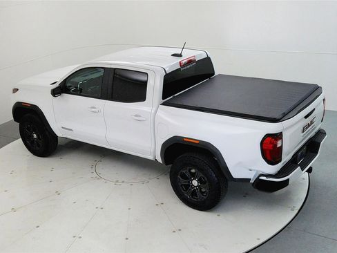 Used 2024 GMC Canyon Elevation image 14