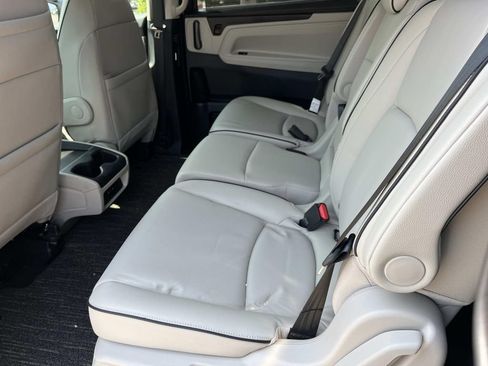 Used 2026 Honda Odyssey Touring image 23