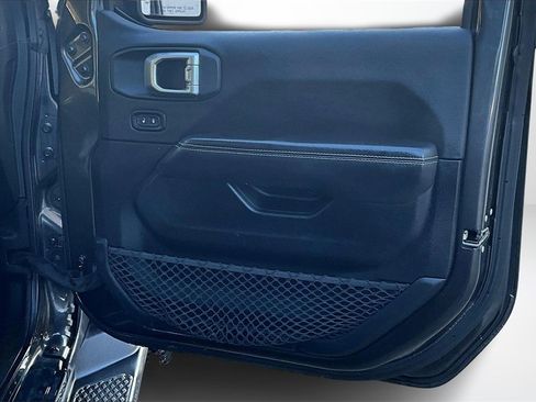 Used 2020 Jeep Gladiator Overland w/ LED Lighting Group image 25