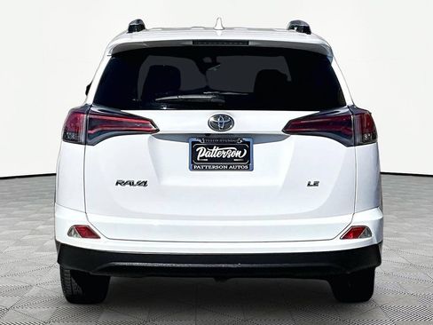 Used 2016 Toyota RAV4 LE FWD image 5