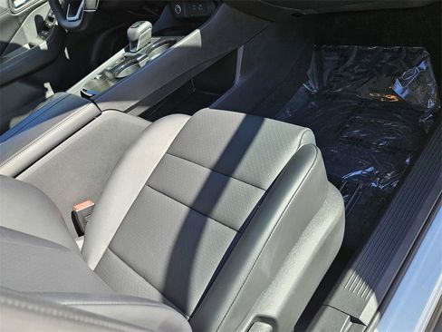 Used 2023 Nissan Rogue SV w/ SV Premium B Package image 35