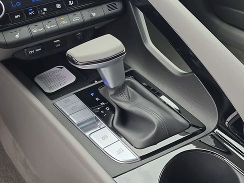 New 2026 Hyundai Elantra SEL Sport FWD image 34