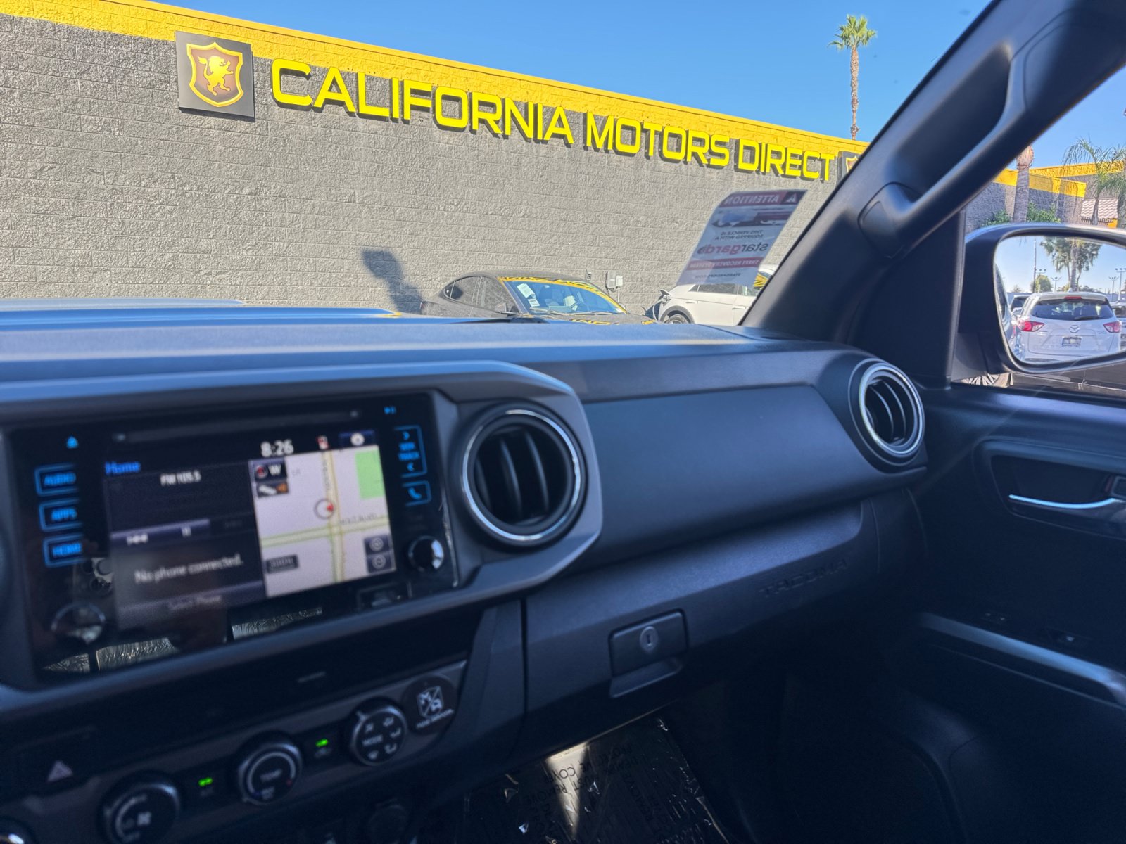 Used 2019 Toyota Tacoma TRD Sport AWD/4WD image 23