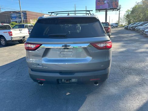 Used 2018 Chevrolet Traverse LT AWD/4WD image 6