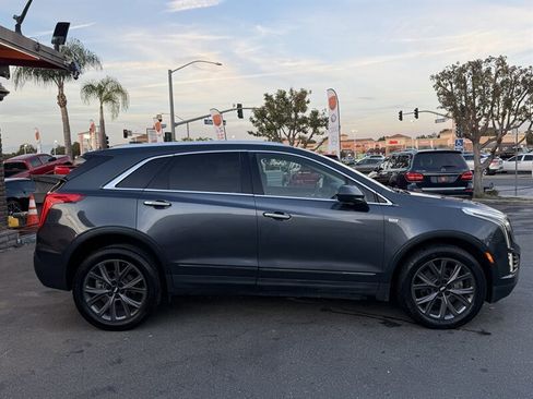 Used 2019 Cadillac XT5 Premium Luxury w/ LPO, Black Ice Package image 12