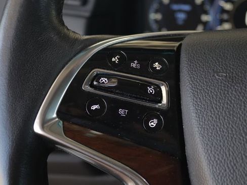 Used 2015 Cadillac Escalade Premium image 12