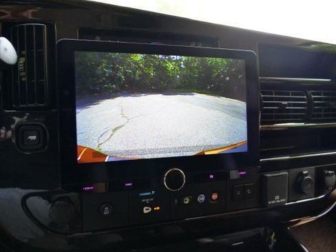 Used 2025 GMC Savana 2500 Extended w/ Driver Convenience Package RWD image 14