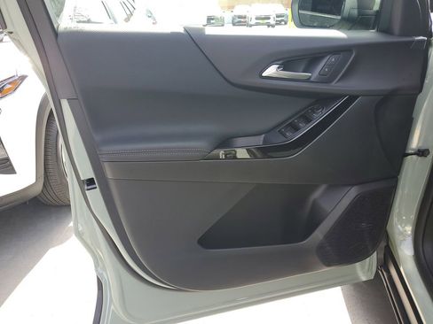 New 2026 Chevrolet Equinox LT w/ LPO, Floor Liner Package image 18