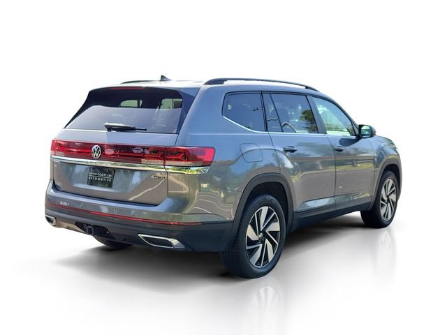 Used 2025 Volkswagen Atlas SE AWD/4WD image 4