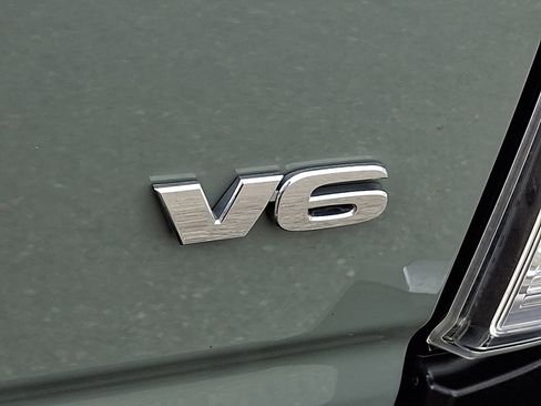 Used 2023 Toyota Tacoma TRD Off-Road image 30