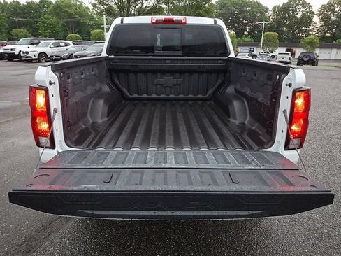 Used 2025 Chevrolet Colorado Trail Boss AWD/4WD image 32